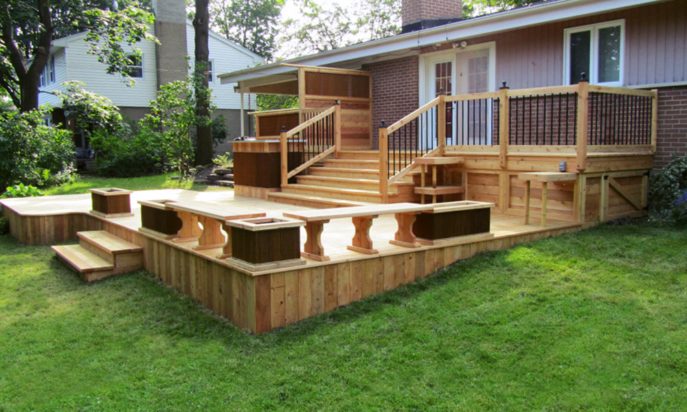 How to choose the right wooden decking for your property?